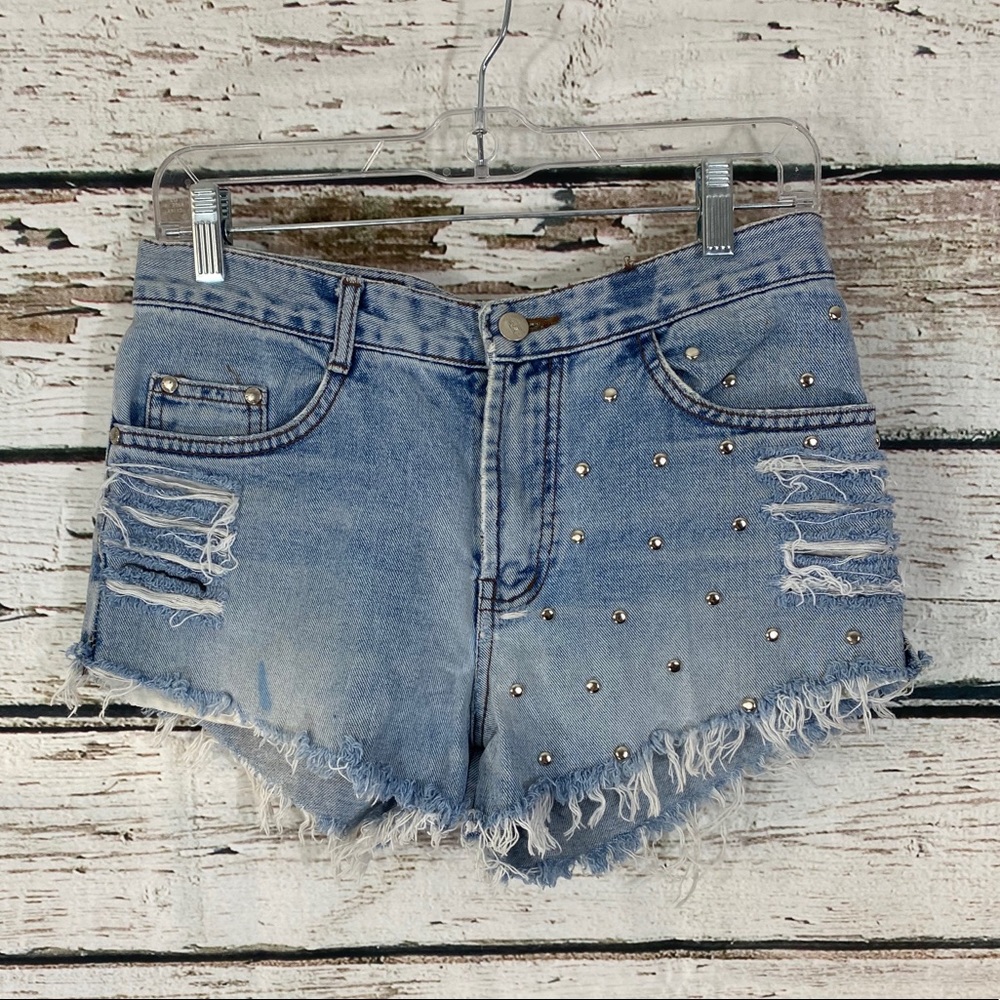 SH21 Levi’s Vintage Class Best High Waist Shorts Size 29 *Read